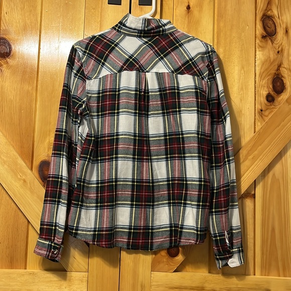 Maurice’s flannel, size medium - Picture 2 of 3